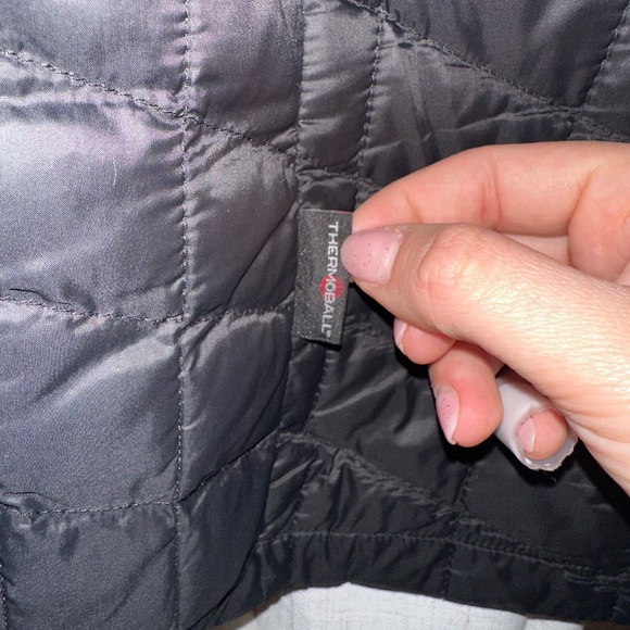 The North Face ThermoBall Insulated Hooded Parka - Picture 11 of 15